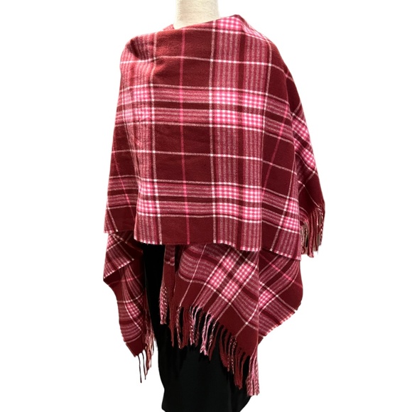 Francesca Pink/Magenta Plaid Shawl w Fringe at Bottom 100% Polyester NWT OS - Picture 6 of 11